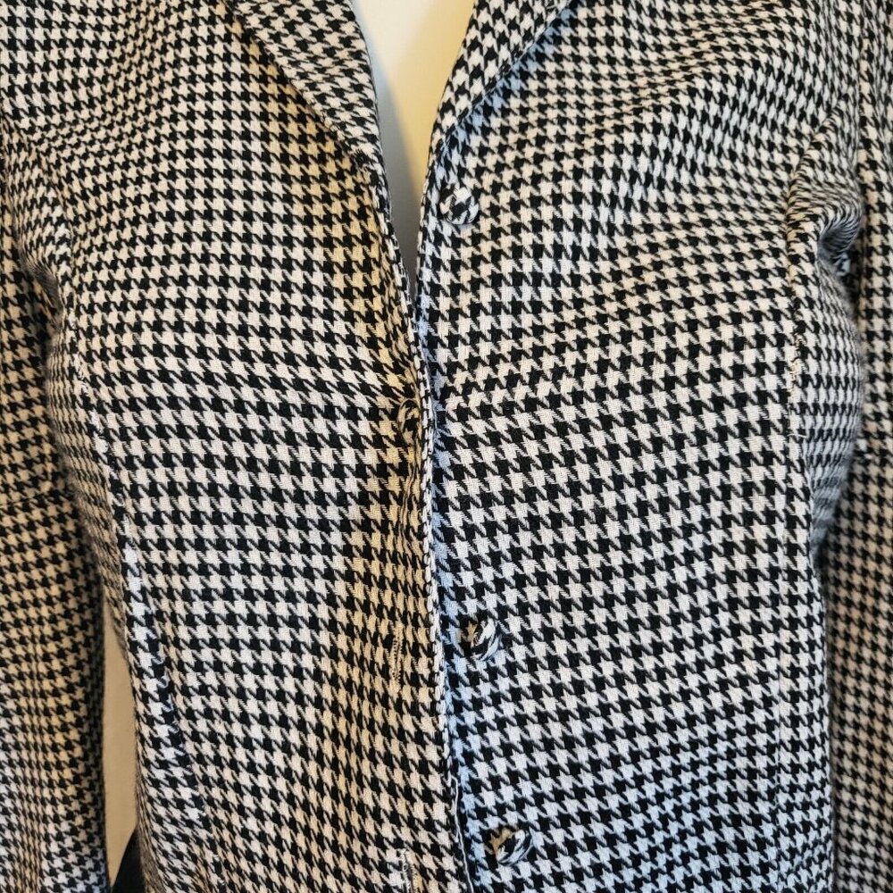 Nasty Gal Crop Blazer Black and White Houndstooth Design, Size 0, Long Sleeve - Picture 2 of 6